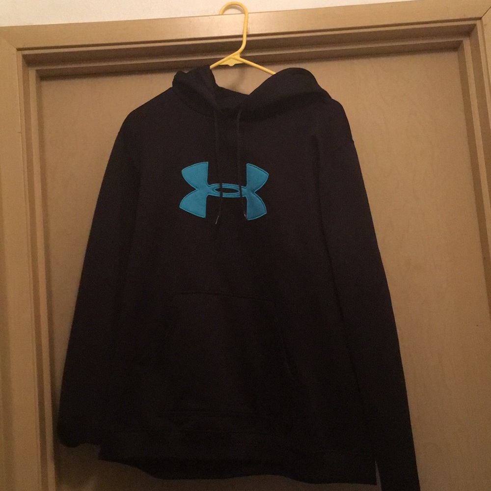 Under armor sweatshirt